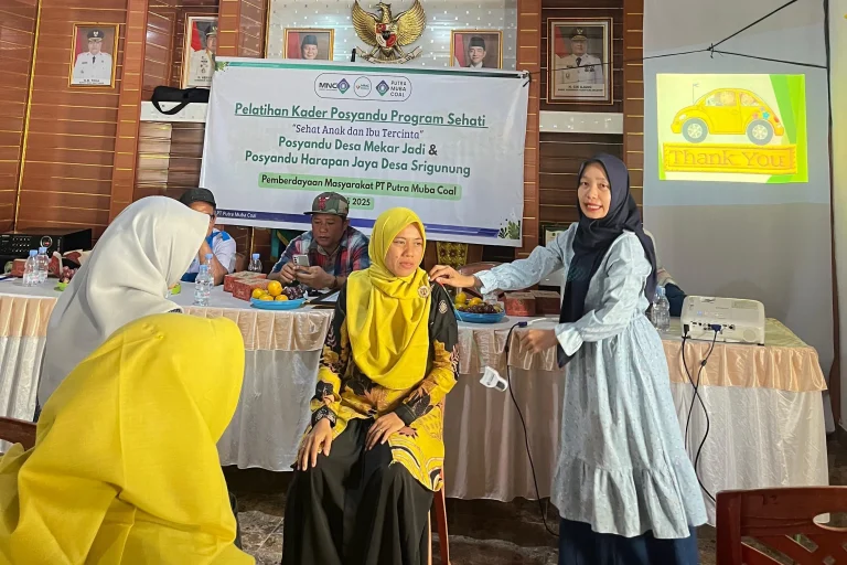 PT Putra Muba Coal Enhances Healthcare Quality in Ring I Area through SEHATI Program, Trains Posyandu Cadres in Mekar Jadi and Sri Gunung